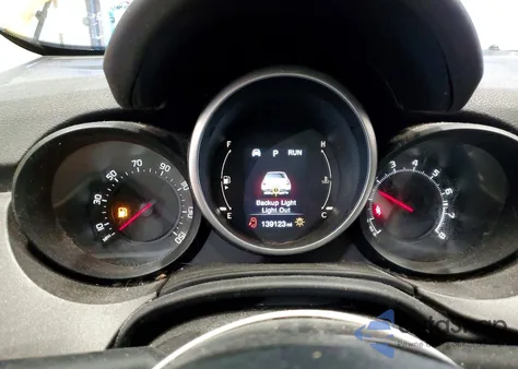 2016 Fiat 500X Trekking Plus z USA, uszkodzony, nr VIN ZFBCFYET6GP341694